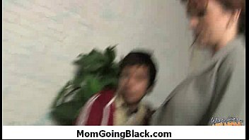 outdoor wife sex pick mom up Saudi hijab mom and son sex